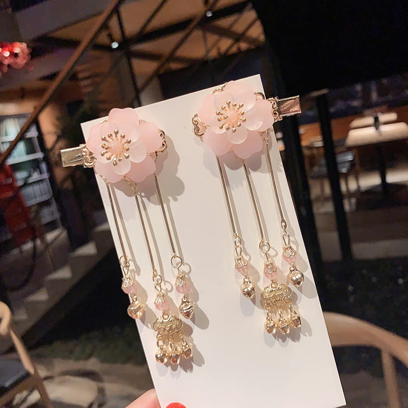 Light Pink Floral Hair Clips