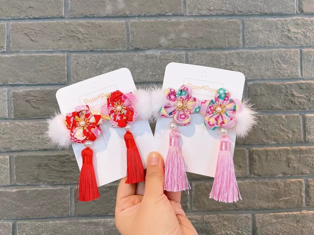 2 x Pom Pom Floral Hair Clips with tassel - Pink