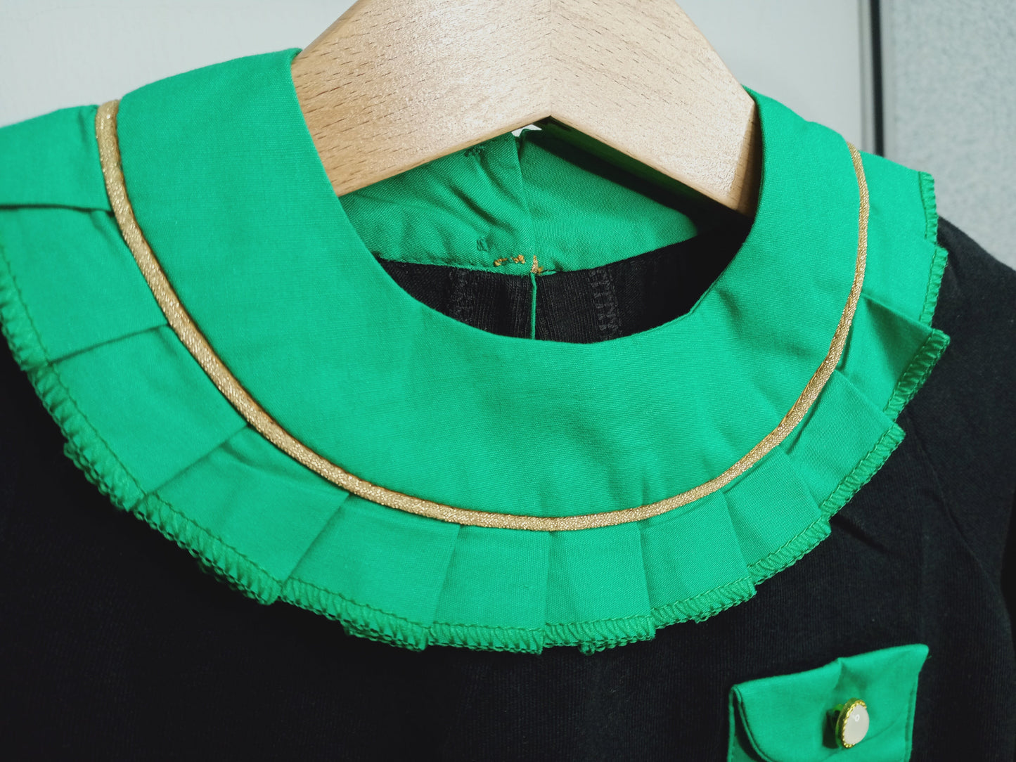 Girl Black Top Long Sleeve - Blue Collar with Jade Button (Made in Korea)