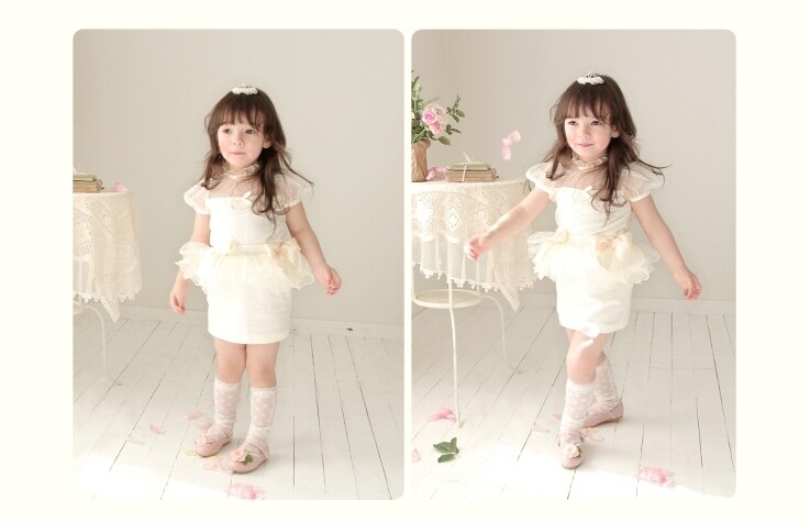Deluxe  Aroa Cream Skirt ( Made in Korea)