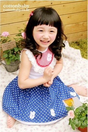 Luxury Girls Floral Embroidery Top ( Made in Korea)